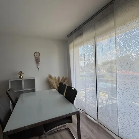 With Balconies Close To Beaches * קאין